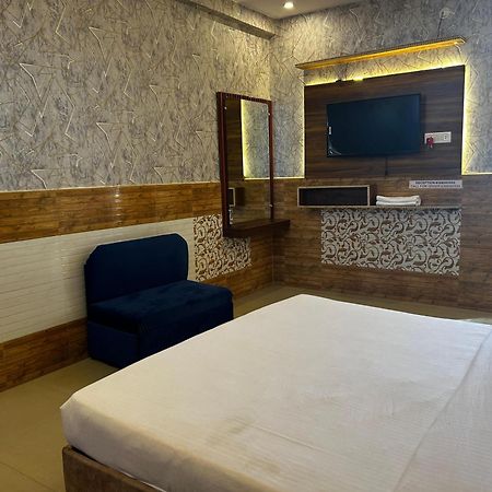 Hotels7Apple Mahoba المظهر الخارجي الصورة