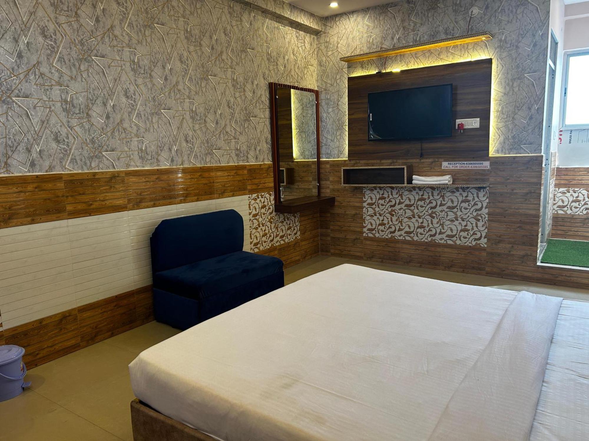 Hotels7Apple Mahoba المظهر الخارجي الصورة