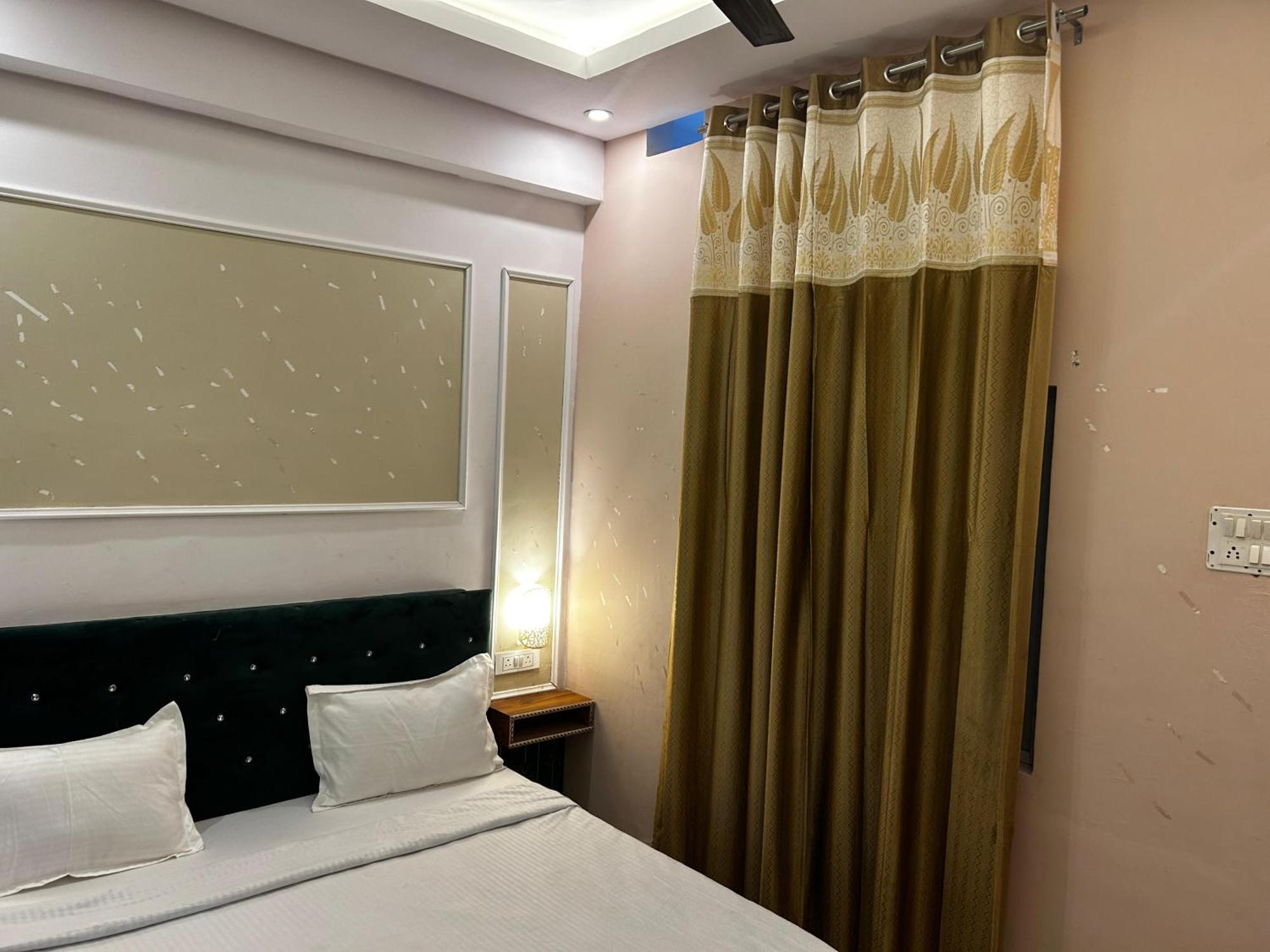Hotels7Apple Mahoba المظهر الخارجي الصورة