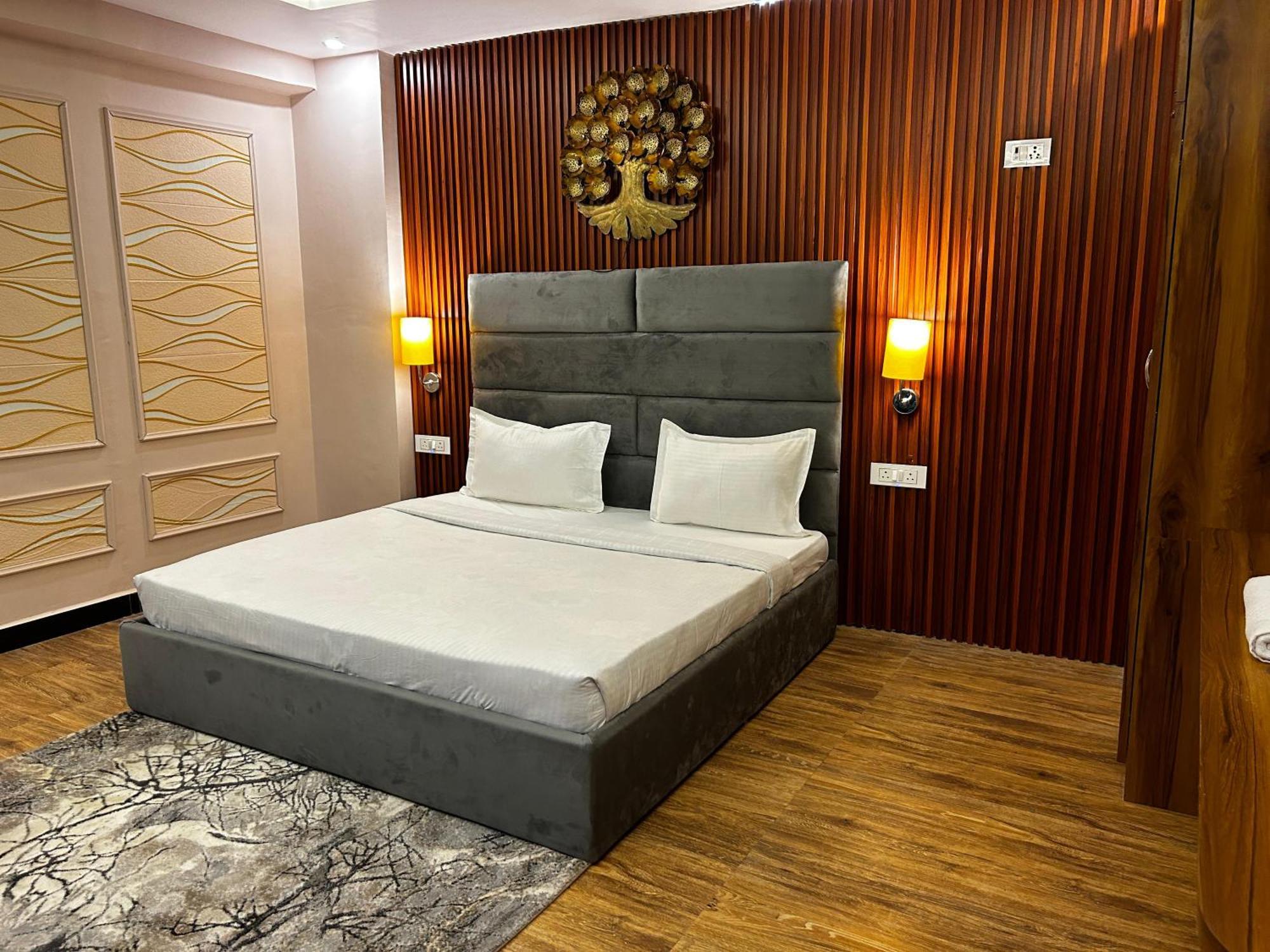 Hotels7Apple Mahoba المظهر الخارجي الصورة